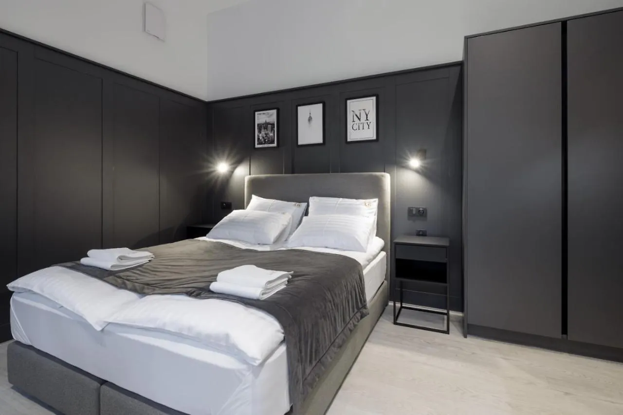 Apartamenty L11, Limanowskiego Poznan Aparthotel