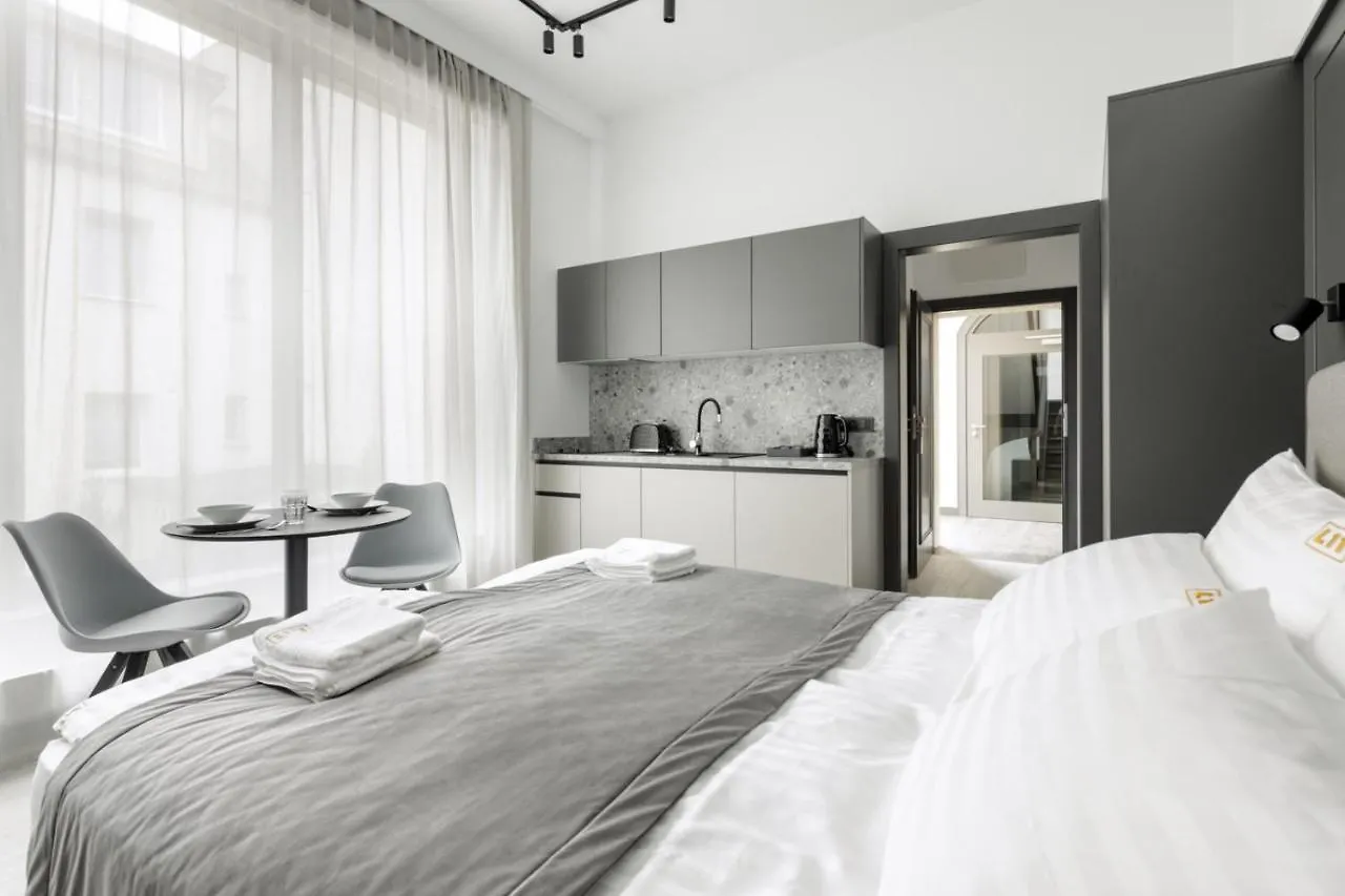 Apartamenty L11, Limanowskiego Poznan Aparthotel